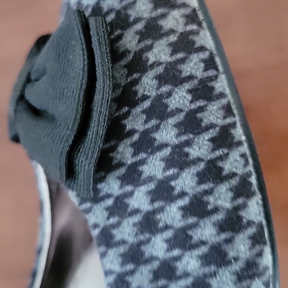 Metaphor Houndstooth Fabric Heels Size 10 - Picture 9 of 9